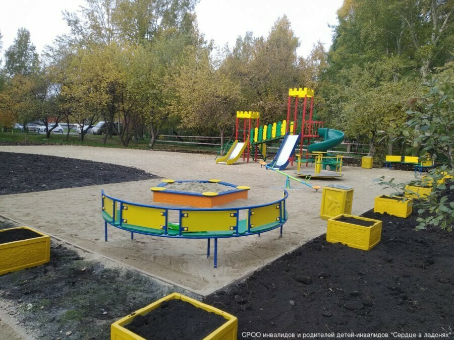 По поручению Секретаря Ленинского МОП Дмитрия Ноженко прошла приемка очередного двора по улице Начдива Онуфриева, 18 По поручению Секретаря Ленинского МОП Дмитрия Ноженко прошла приемка очередного двора по улице Начдива Онуфриева, 18
