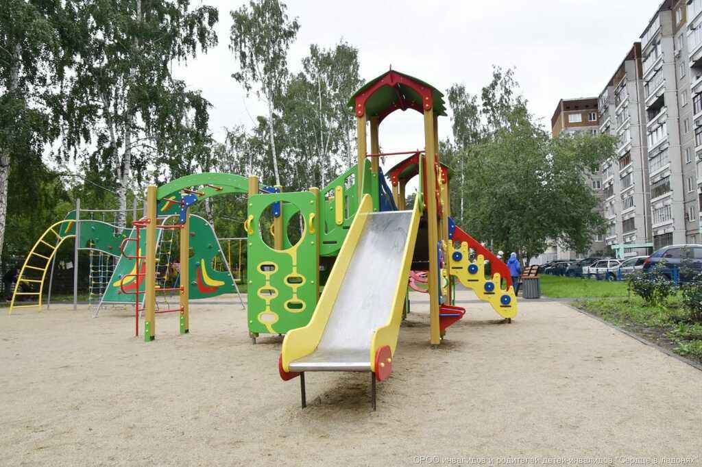 По поручению Дмитрия Ноженко партийцы Журыбеда Денис Сергеевич, Рубцов Иван Иванович, Урусов Юрий Владимирович приняли участие в приемке благоустройства дворовой территории По поручению Дмитрия Ноженко партийцы Журыбеда Денис Сергеевич, Рубцов Иван Иванович, Урусов Юрий Владимирович приняли участие в приемке благоустройства дворовой территории