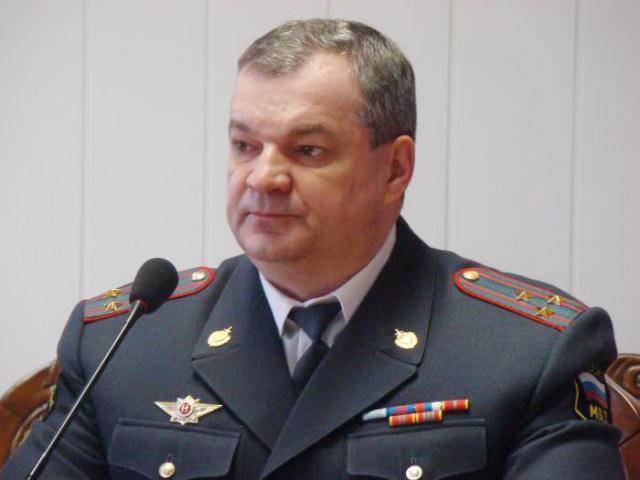 Ударил женщину с ребёнком и на повышение или он один из нас… Ударил женщину с ребёнком и на повышение или он один из нас…