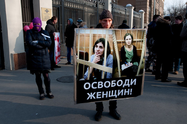 Патриарх Московский и Всея Руси Кирилл. Надежда Толоконникова. Песни сердца… Патриарх Московский и Всея Руси Кирилл. Надежда Толоконникова. Песни сердца…