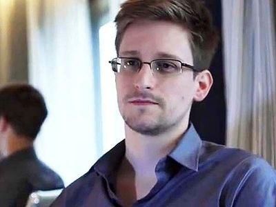 Эдвард Сноуден. Что он сделал,  или  капкан для Путина …